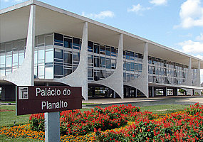 palacio-planalto-18062012